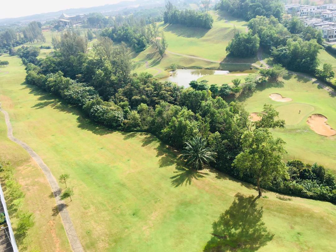 Arc Austin Hill Apartment Johor Bahru Ngoại thất bức ảnh