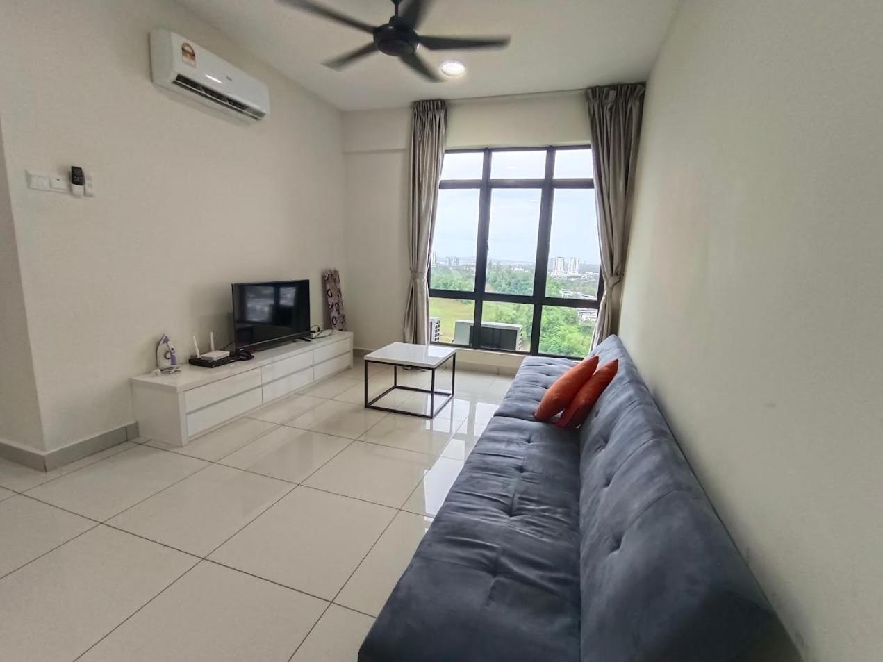 Arc Austin Hill Apartment Johor Bahru Ngoại thất bức ảnh