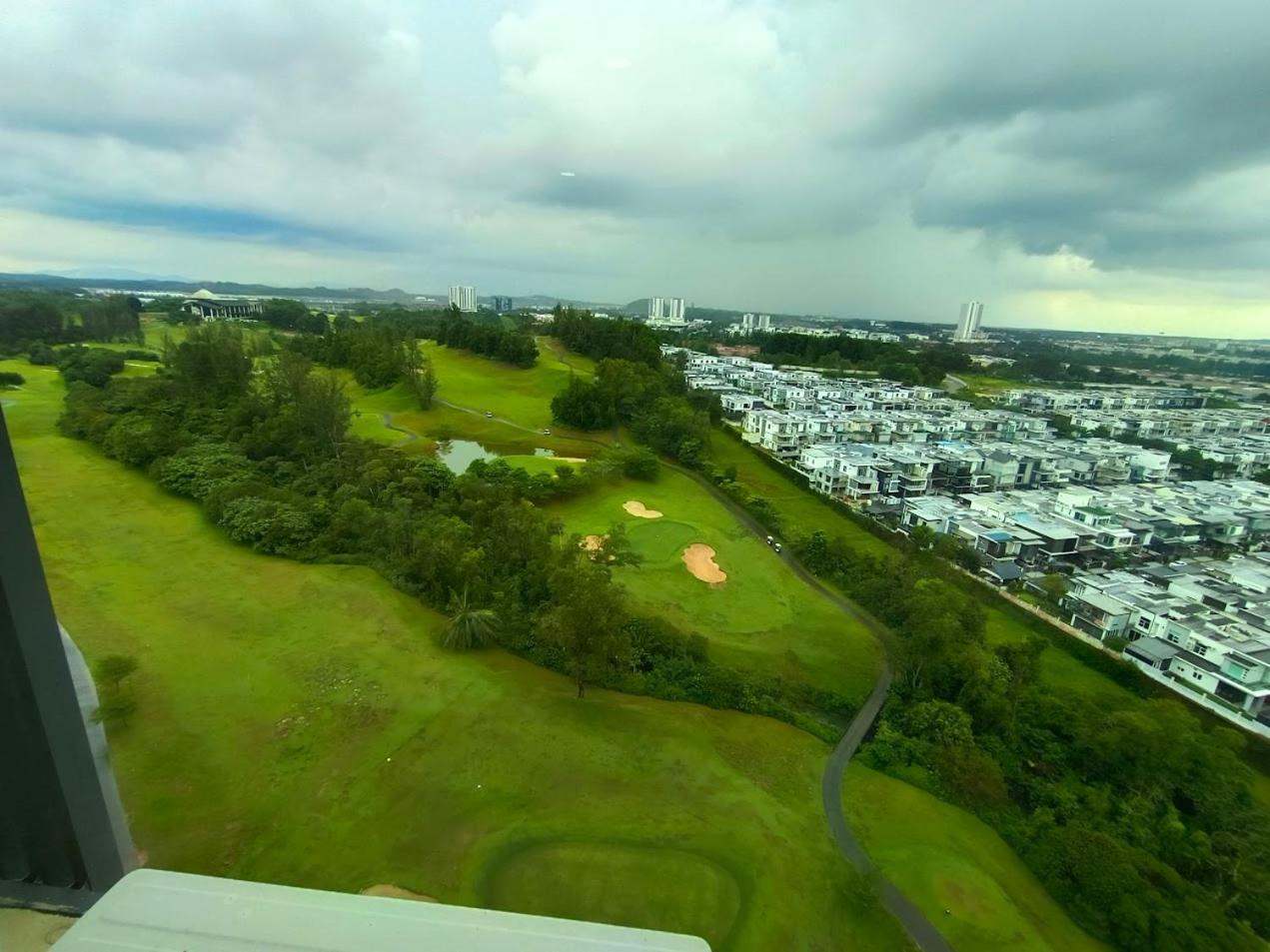 Arc Austin Hill Apartment Johor Bahru Ngoại thất bức ảnh